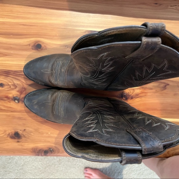 Ariat cowgirl western boots - Picture 4 of 8